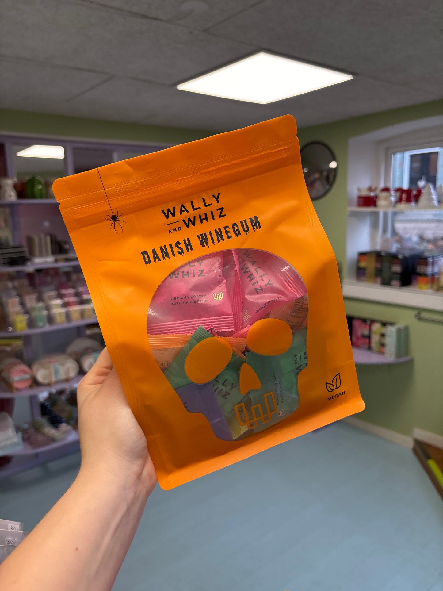 WALLY & WHIZ HALLOWEEN POSE