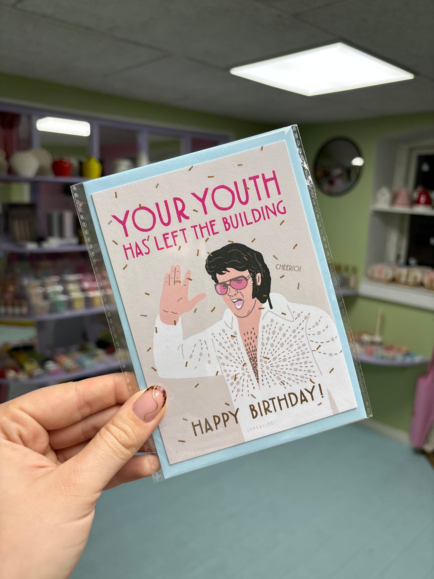 Youth Left The Building Kort